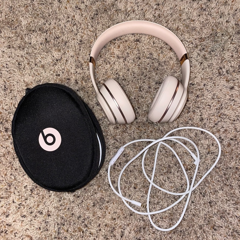 Rose Gold Beats